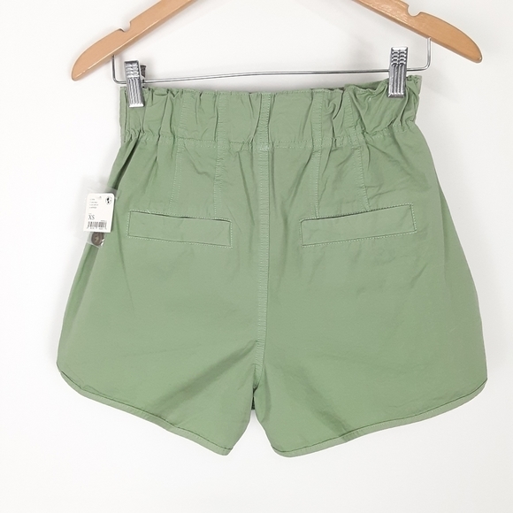 NWT Free People High Waisted Chino Shortsin Olive Size XL - Picture 5 of 10